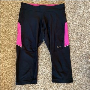 Nike Dri Fit cropped leggings